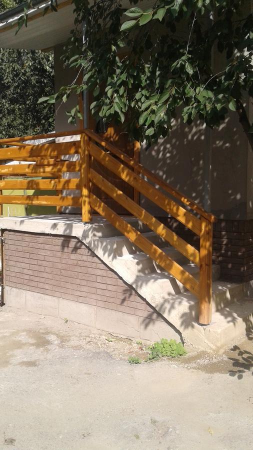 Центрові Апартаменти Ivano-Frankivsk Exterior photo